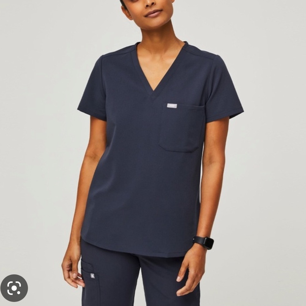 Figs Catarina One-Pocket Scrub Top